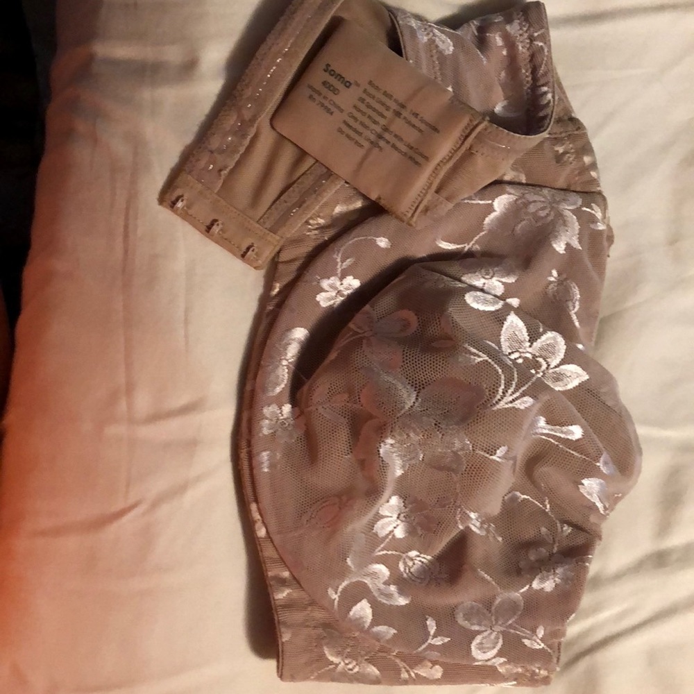 Soma strapless bra